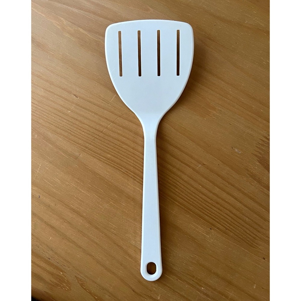 Vintage Taylor Made Products White 4 Slot Slotted Spatula Turner Elroy WI USA